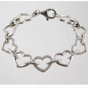 Affinity Sterling Silver Pave .12ct Diamond Heart link bracelet